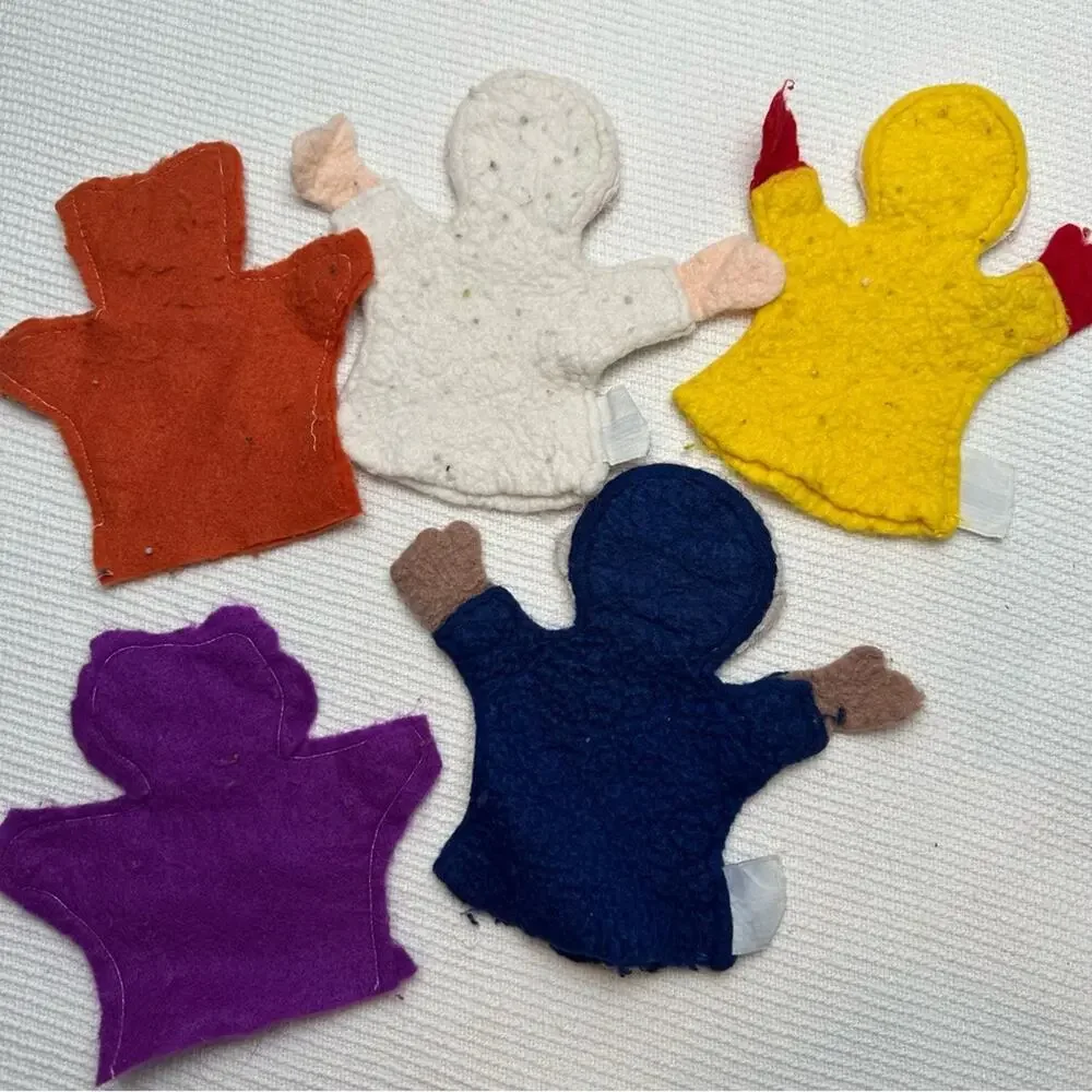 Creative Education of Canada/handmade puppet set